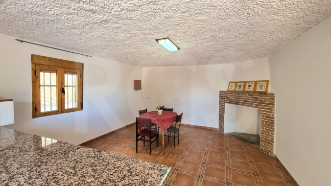 8d0173e1-6295-4ebd-992e-c4b2dd955261
